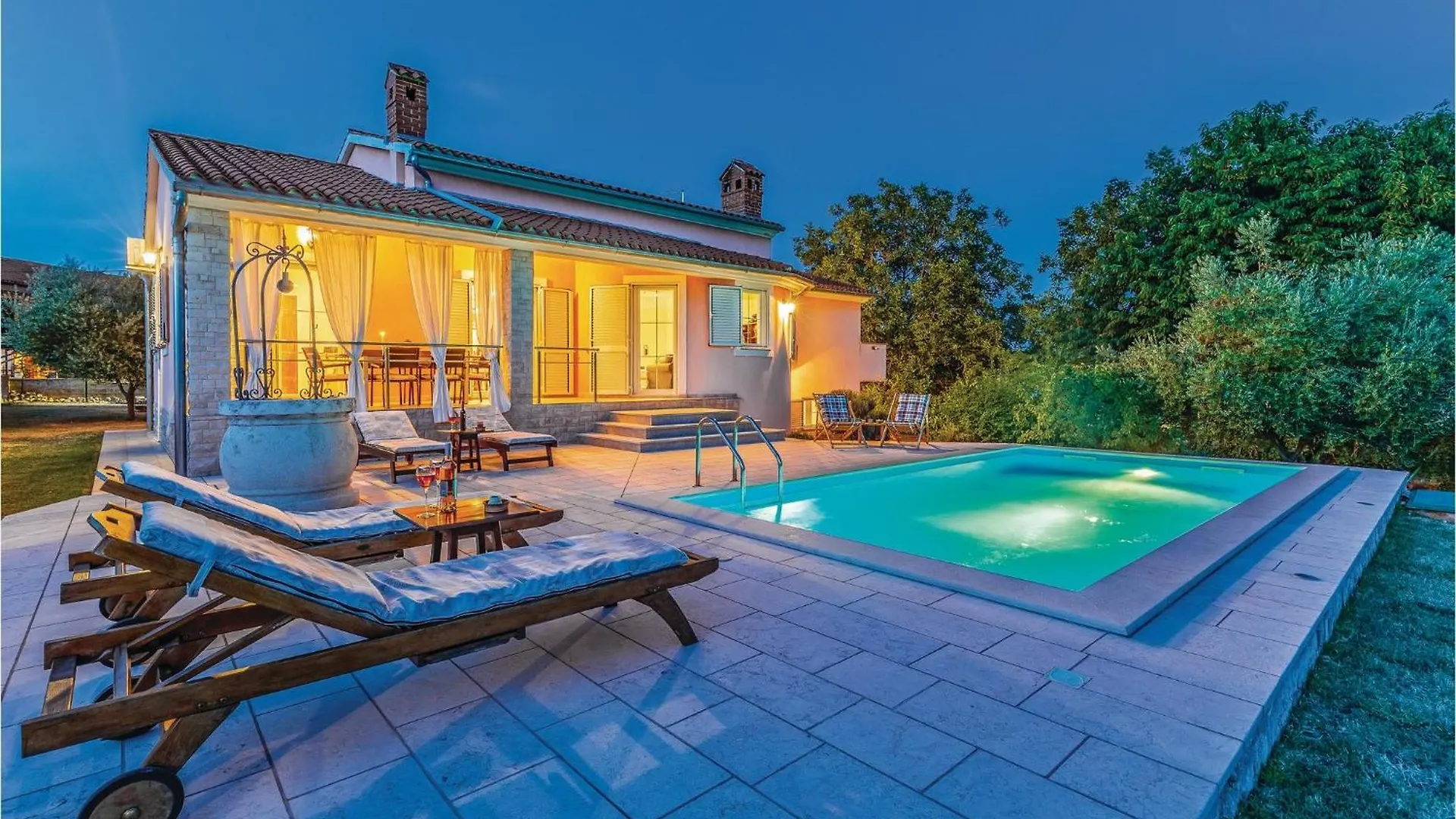 Nice home in Marcana w/ Outdoor swimming pool, WiFi&4 Bedrooms 0*,