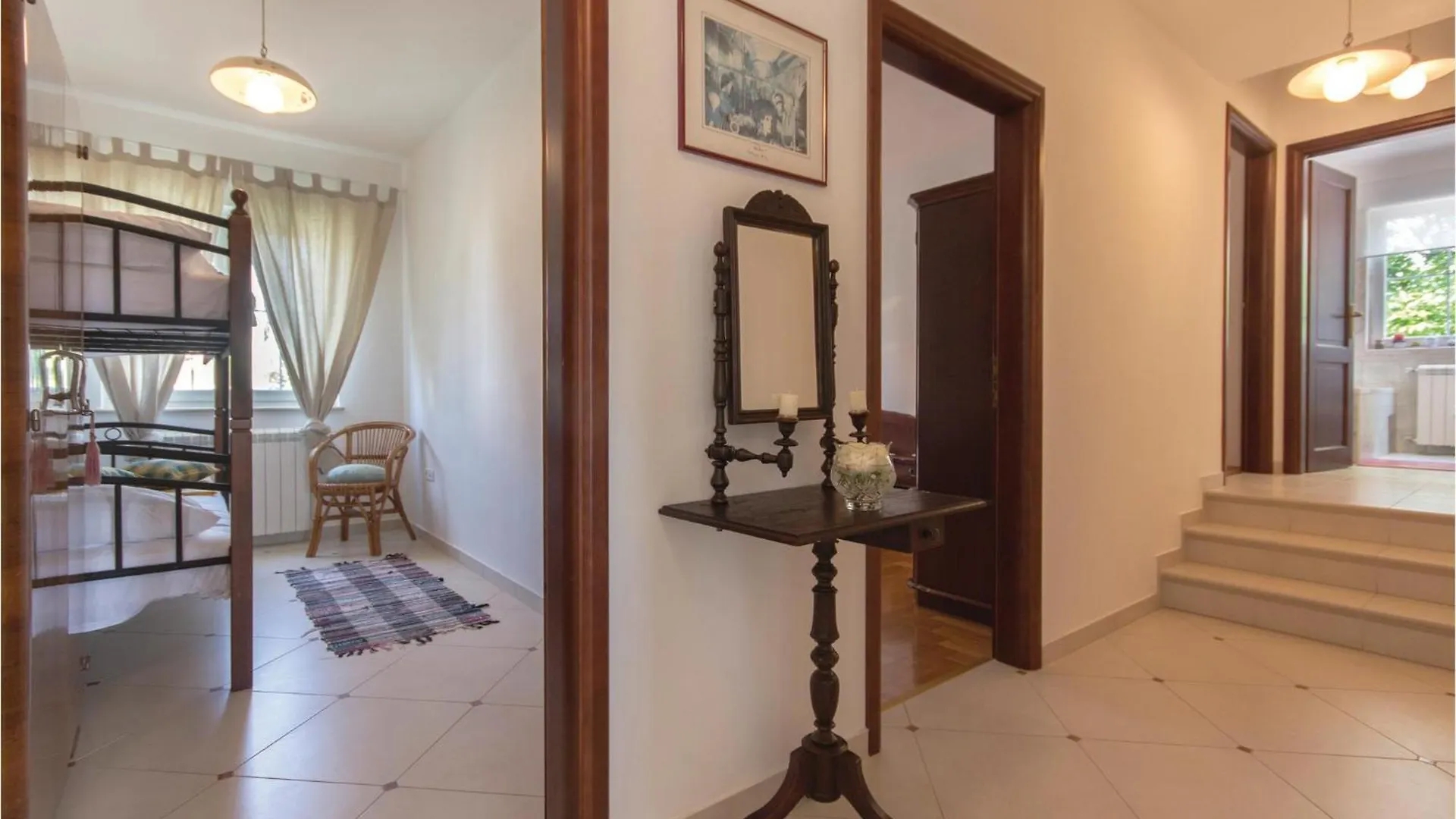 Vakantiehuis Nice home in Marcana w/ Outdoor swimming pool, WiFi&4 Bedrooms